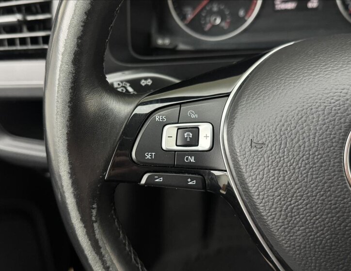 Volkswagen Caravelle Kombi 2,0 l 110 kw