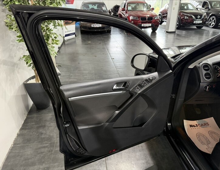 Volkswagen Tiguan SUV / Terénní 1,4 l 118 kw