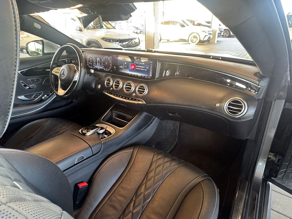 Mercedes-Benz Třídy S Kupé 4,0 l 345 kw