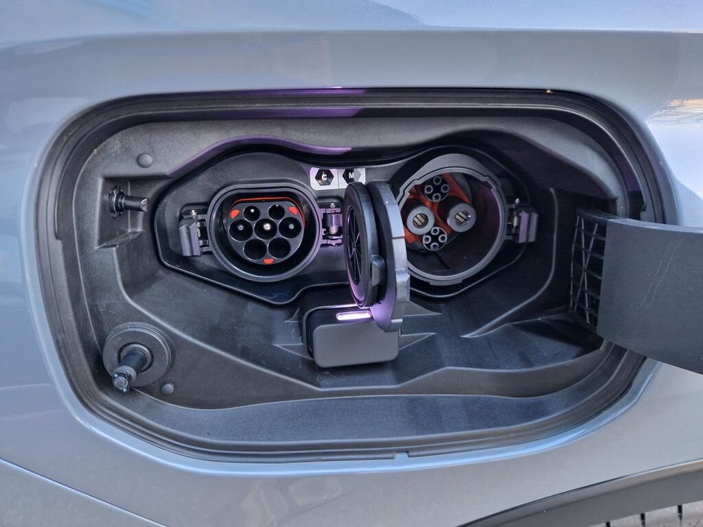 Mitsubishi Outlander SUV / Terénní 2,4 l 225 kw