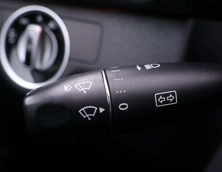 Mercedes-Benz Třídy E 19