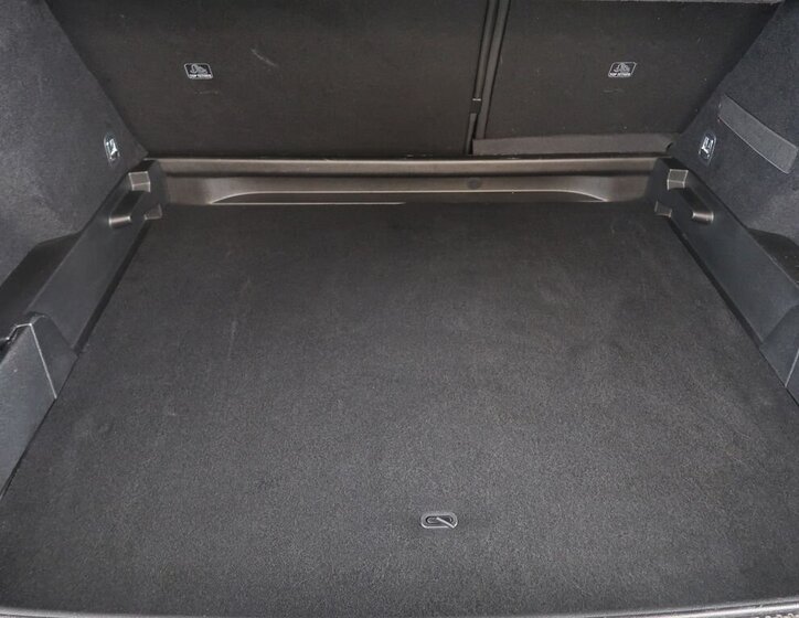 DS Automobiles DS7 Crossback SUV / Terénní 1,5 l 96 kw