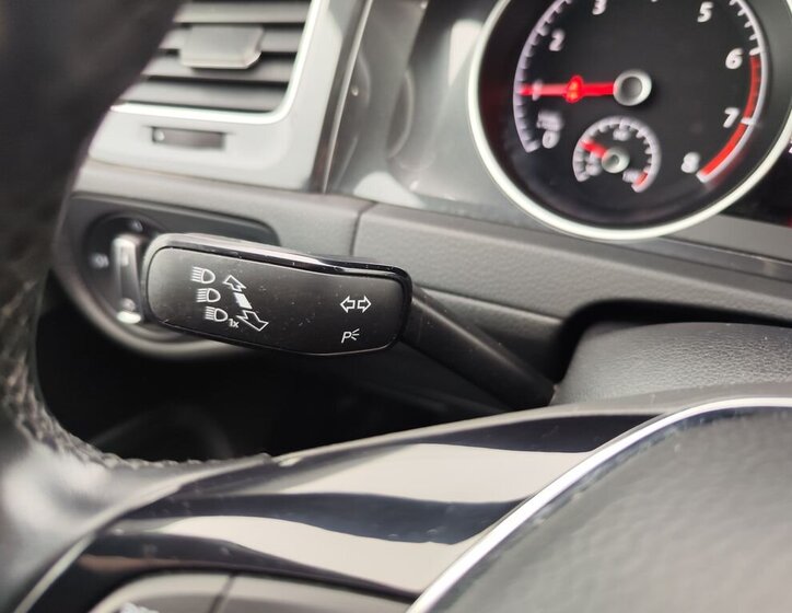 Volkswagen Golf Kombi 999,0 85 kw