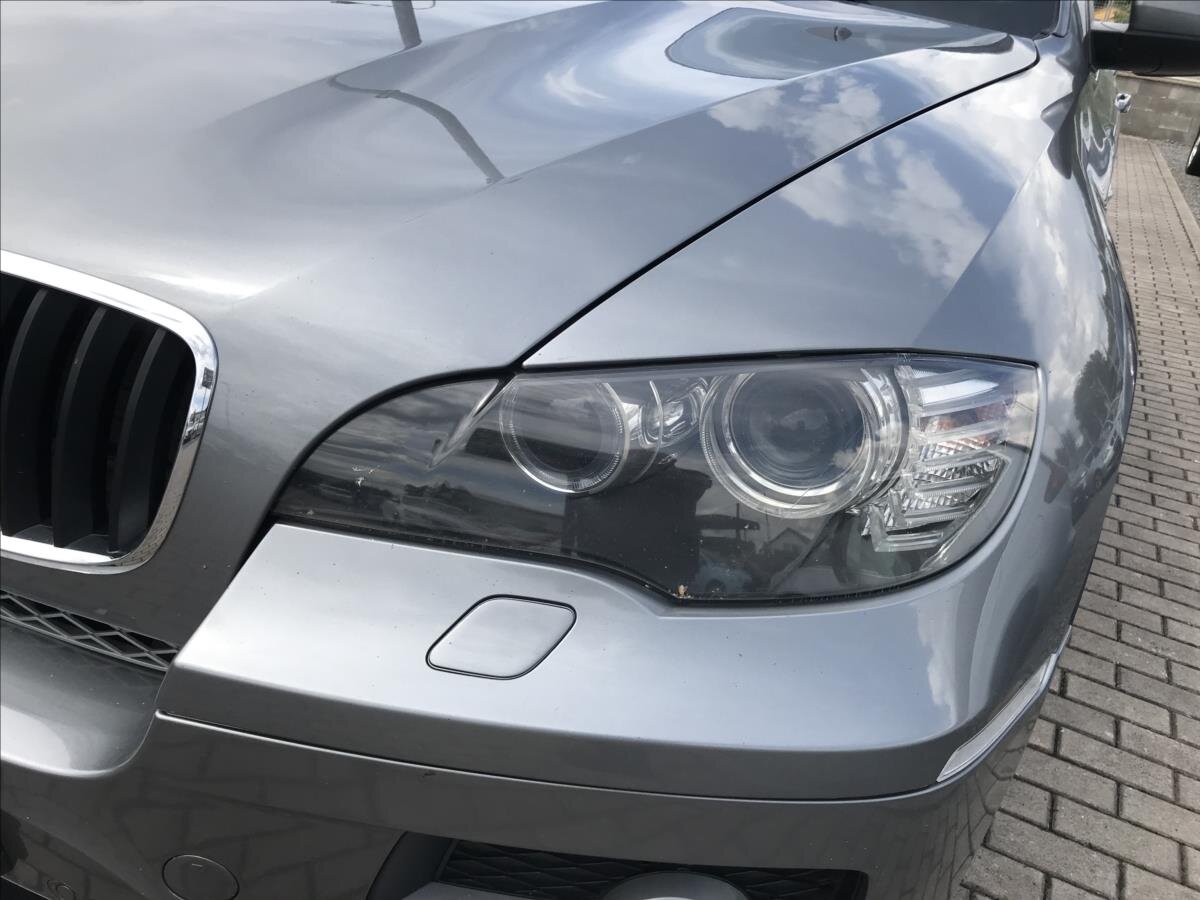 BMW X6 Kombi 3,0 l 180 kw