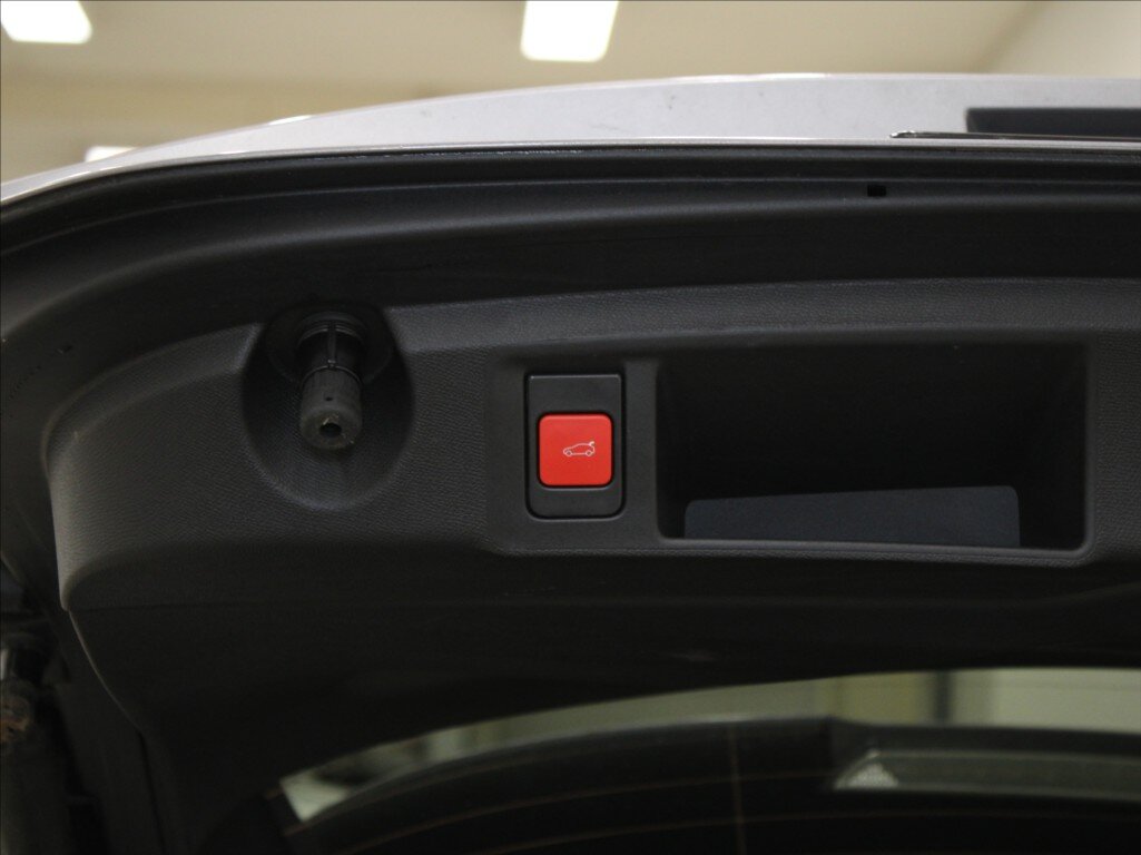 Peugeot 308 Kombi 1,2 l 96 kw