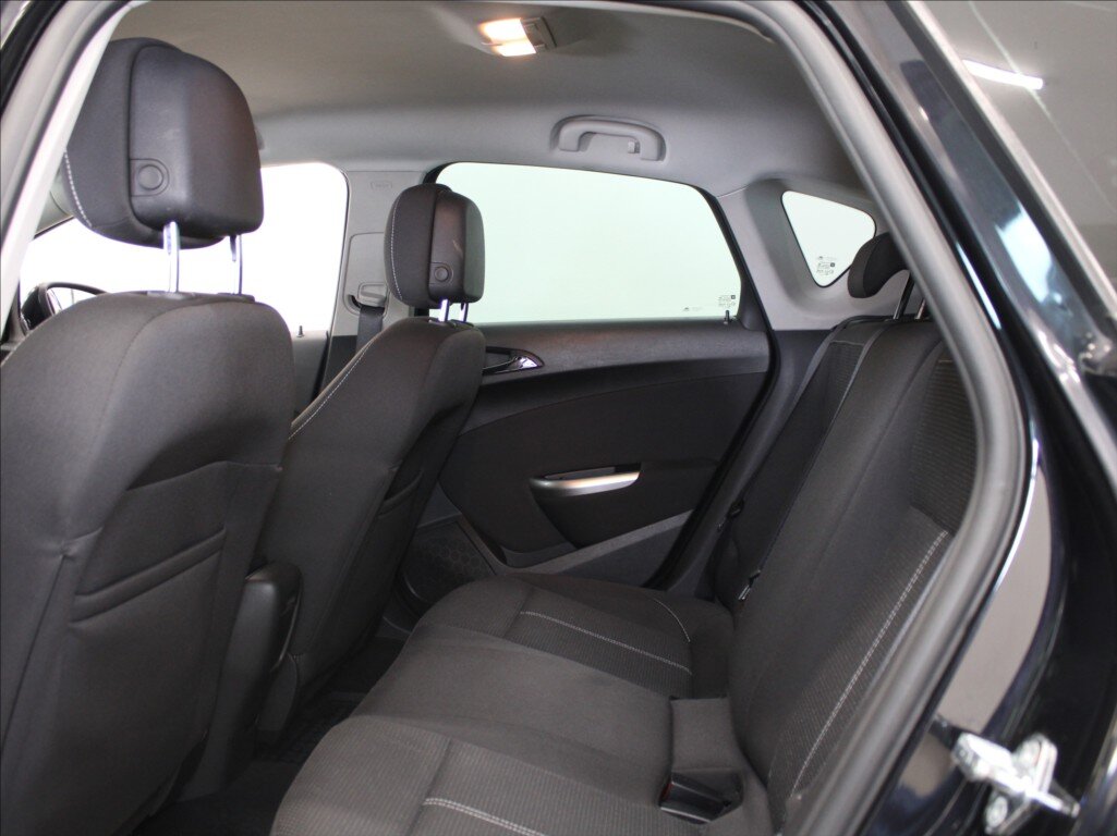 Opel Astra Kombi 2,0 l 118 kw