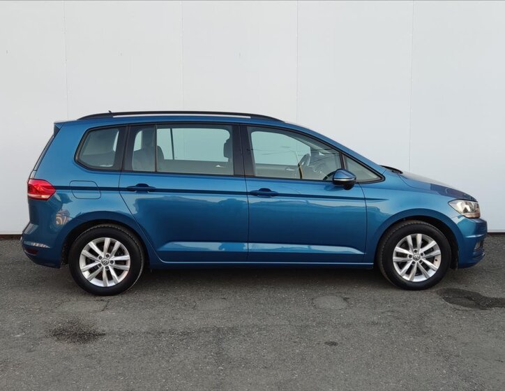 Volkswagen Touran MPV 1,2 l 81 kw
