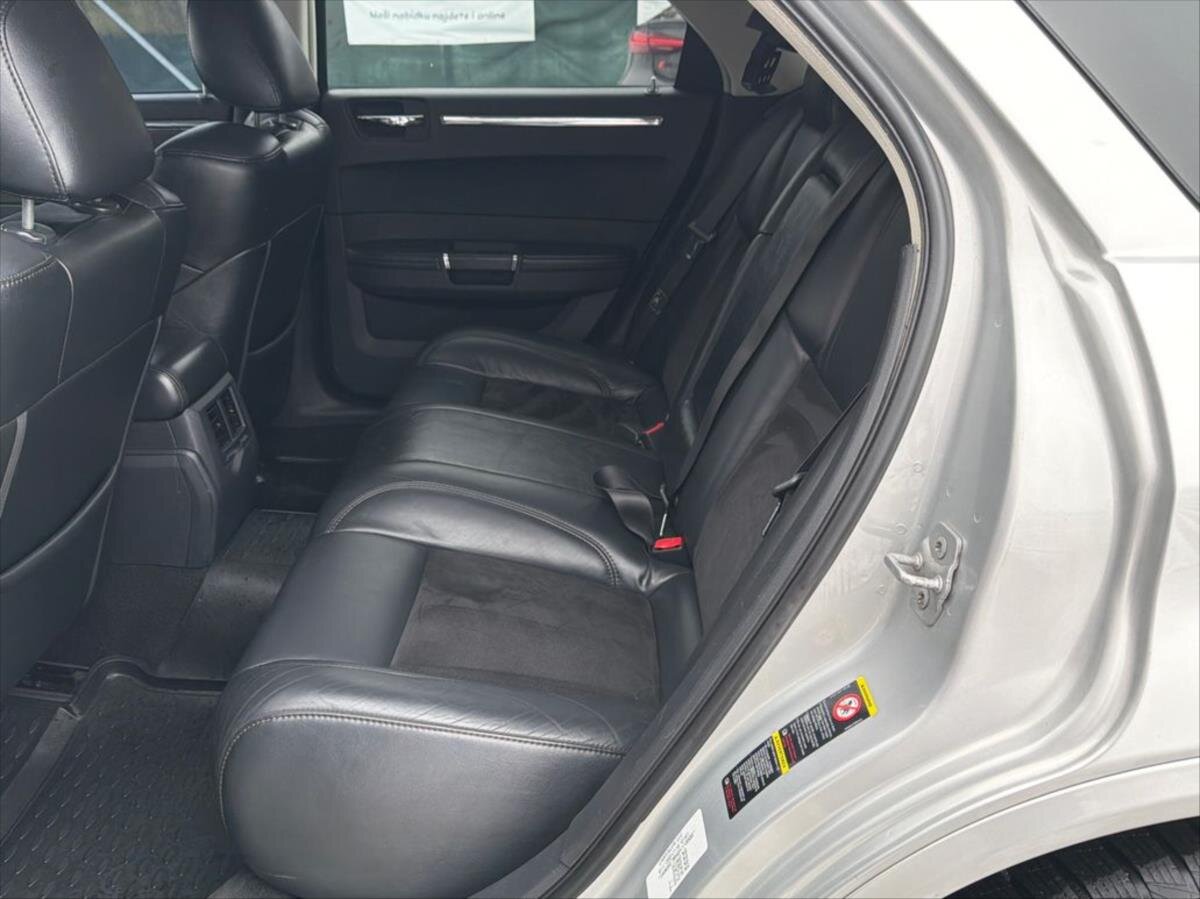 Chrysler 300C Kombi 3,0 l 160 kw