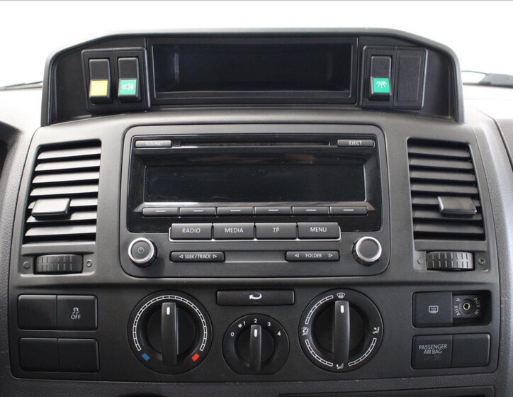 Volkswagen Transporter Kombi 2,0 l 103 kw