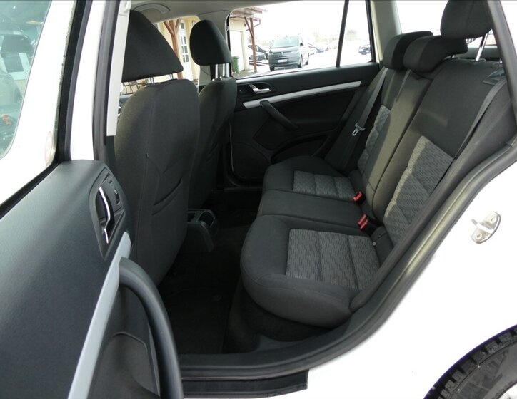 Škoda Octavia Kombi 1,6 l 77 kw