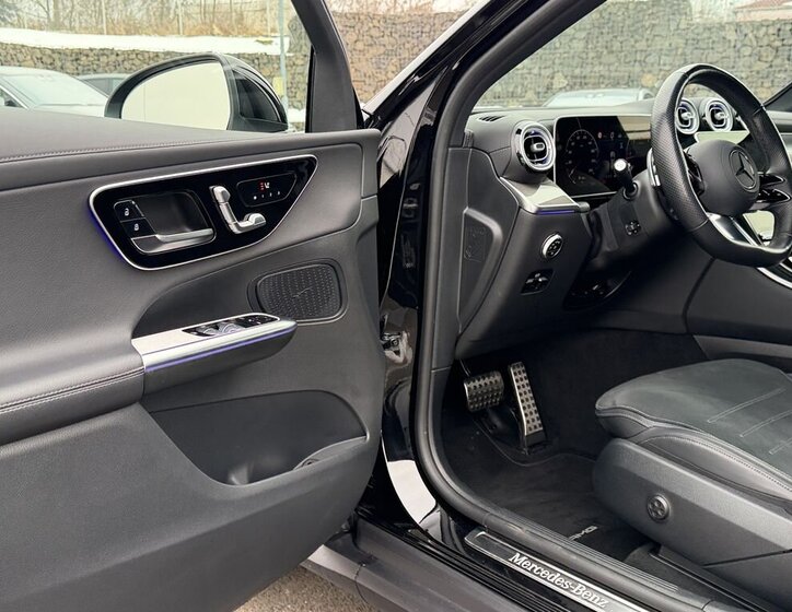 Mercedes-Benz GLC SUV / Terénní 2,0 l 145 kw