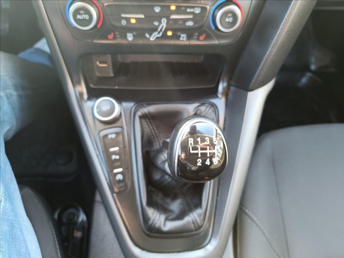 Ford Focus Kombi 1,5 l 88 kw