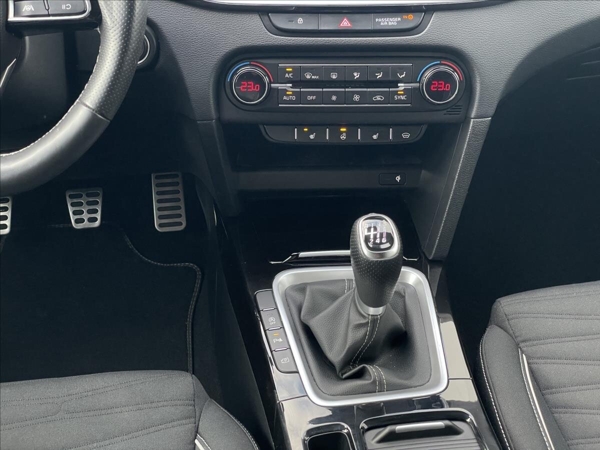 KIA ProCeed Kombi 1,5 l 118 kw