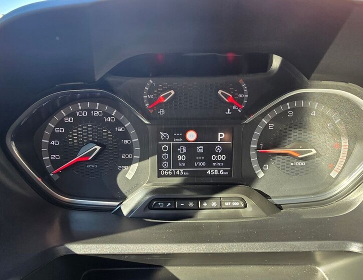 Peugeot Rifter VAN / Minibus 1,2 l 96 kw