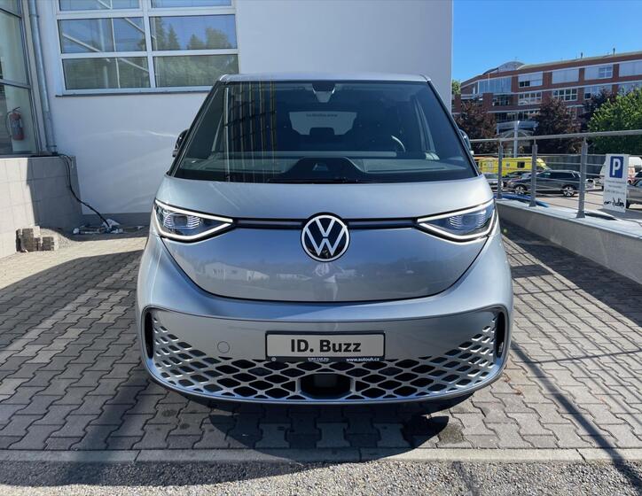 Volkswagen ID.Buzz 5