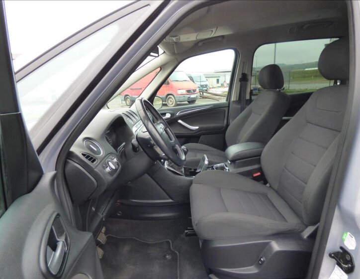 Ford Galaxy MPV 2,0 l 120 kw