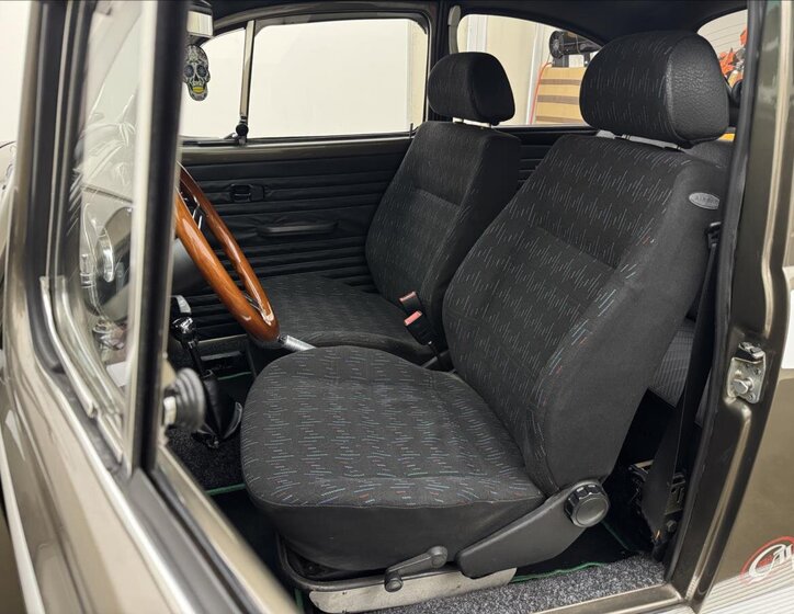 Volkswagen Ostatní Hatchback 1,2 l 30 kw