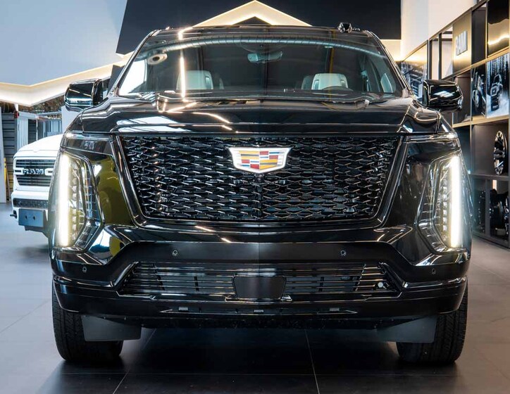 Cadillac Escalade 12