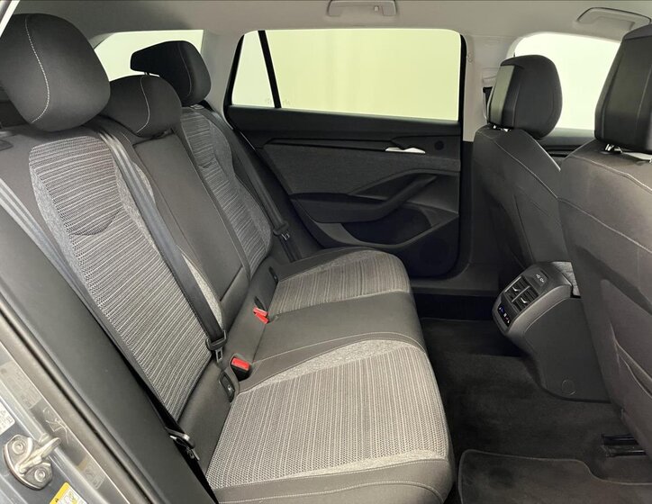 Škoda Superb Kombi 2,0 l 110 kw