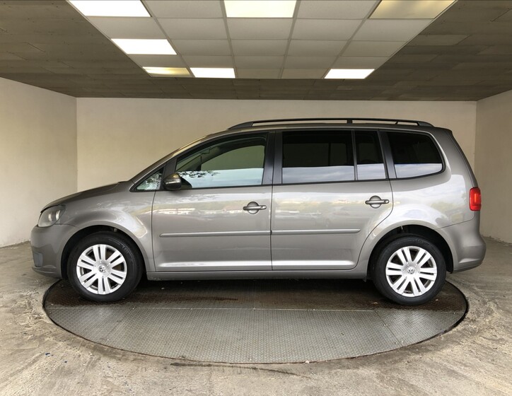 Volkswagen Touran 4