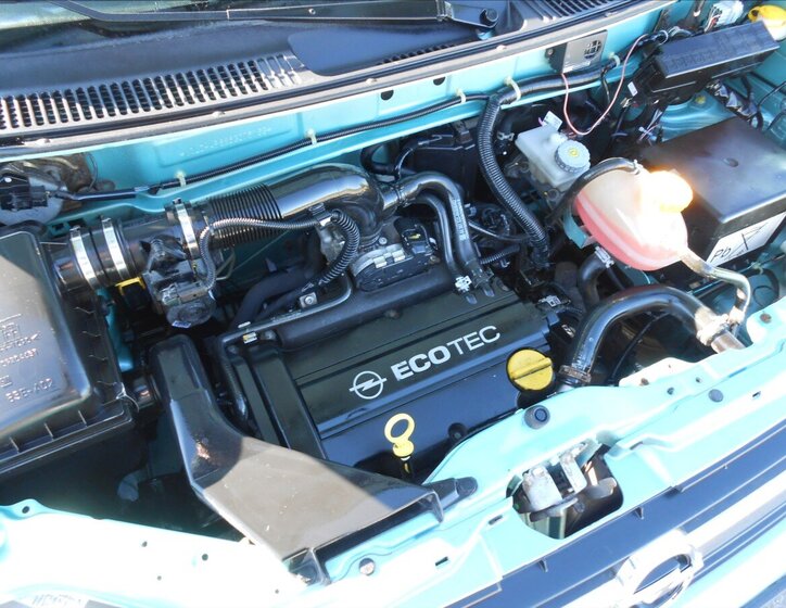 Opel Agila Hatchback 1,2 l 59 kw