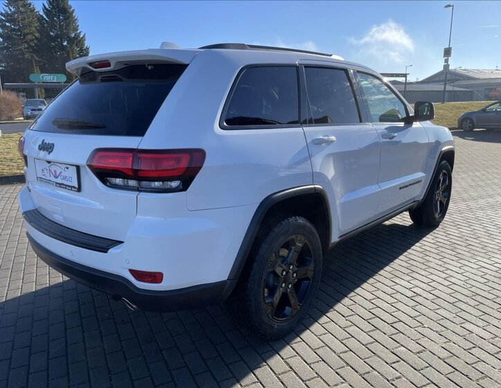 Jeep Grand Cherokee 39