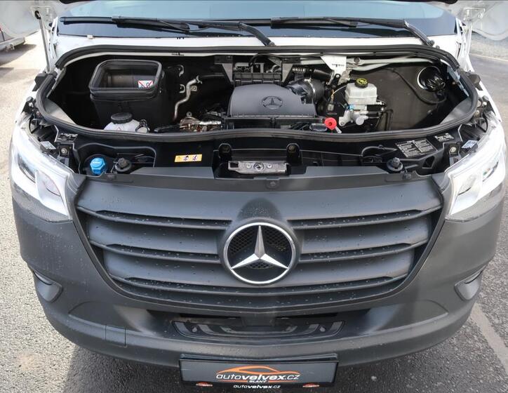 Mercedes-Benz Sprinter 18