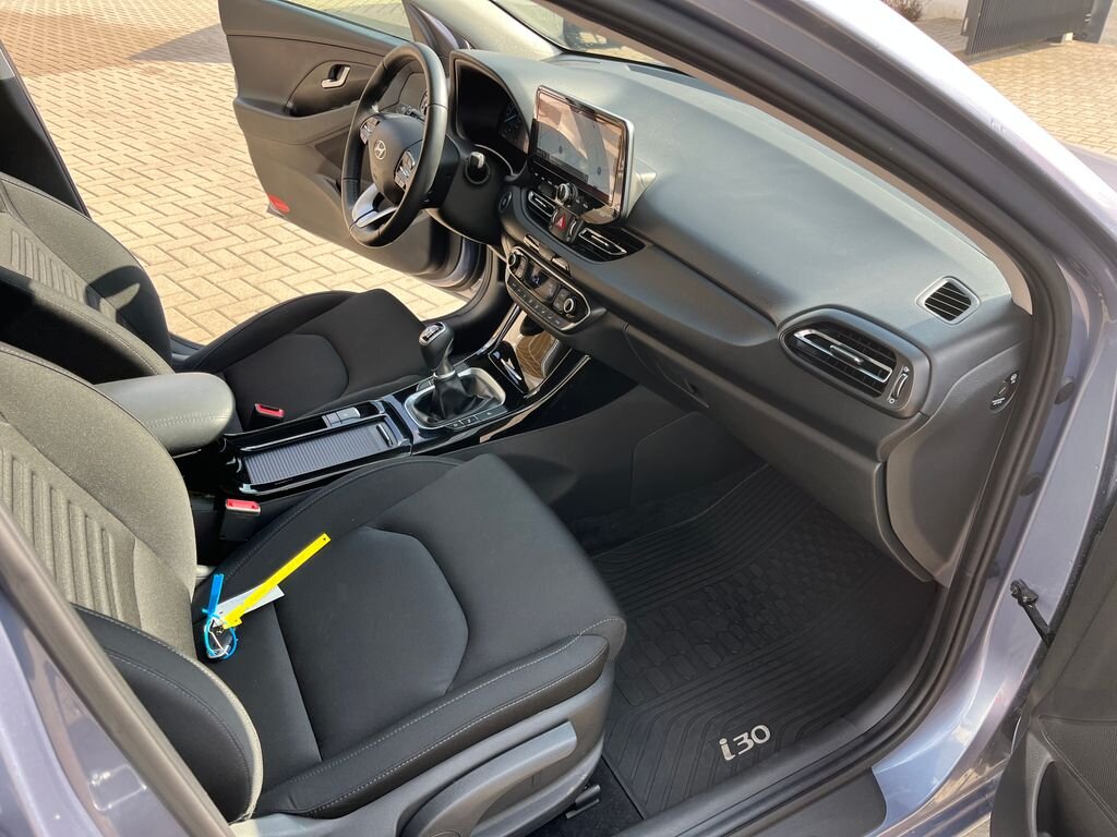 Hyundai i30 Kombi 998,0 73 kw