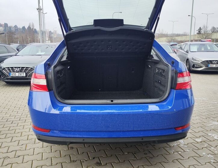 Škoda Superb Liftback 2,0 l 147 kw