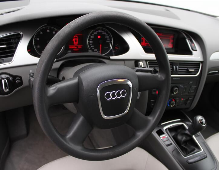 Audi A4 14
