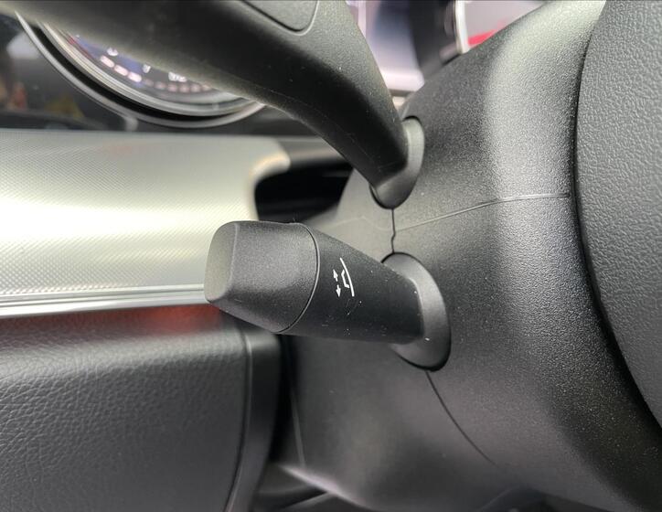 Mercedes-Benz Třídy E 38