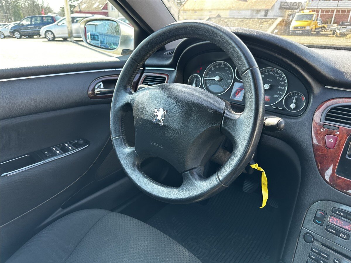 Peugeot 607 Sedan 2,0 l 100 kw