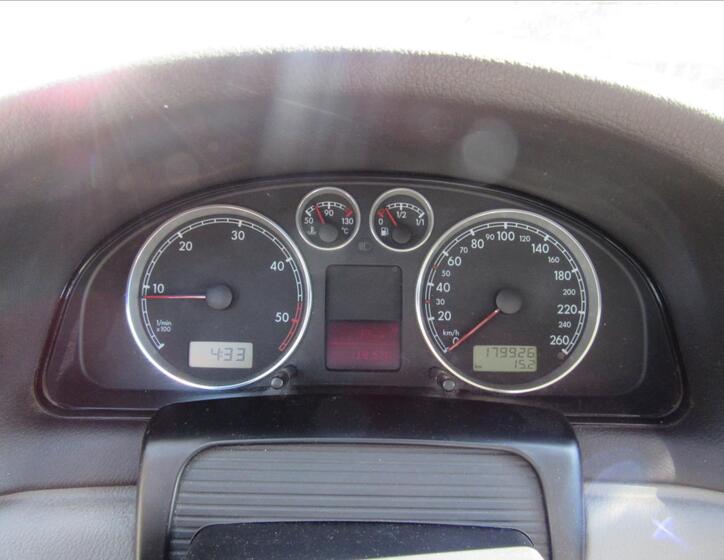 Volkswagen Passat 13