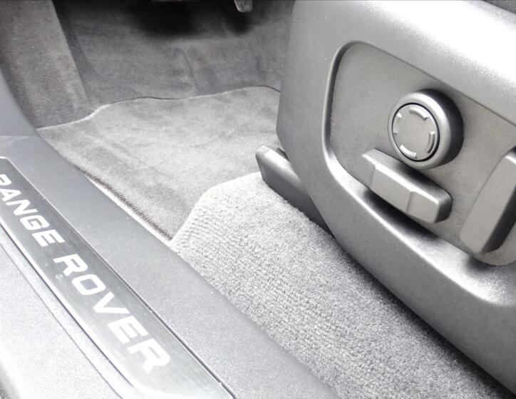 Land Rover Range Rover Velar 10