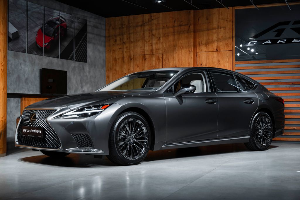 Lexus LS 500