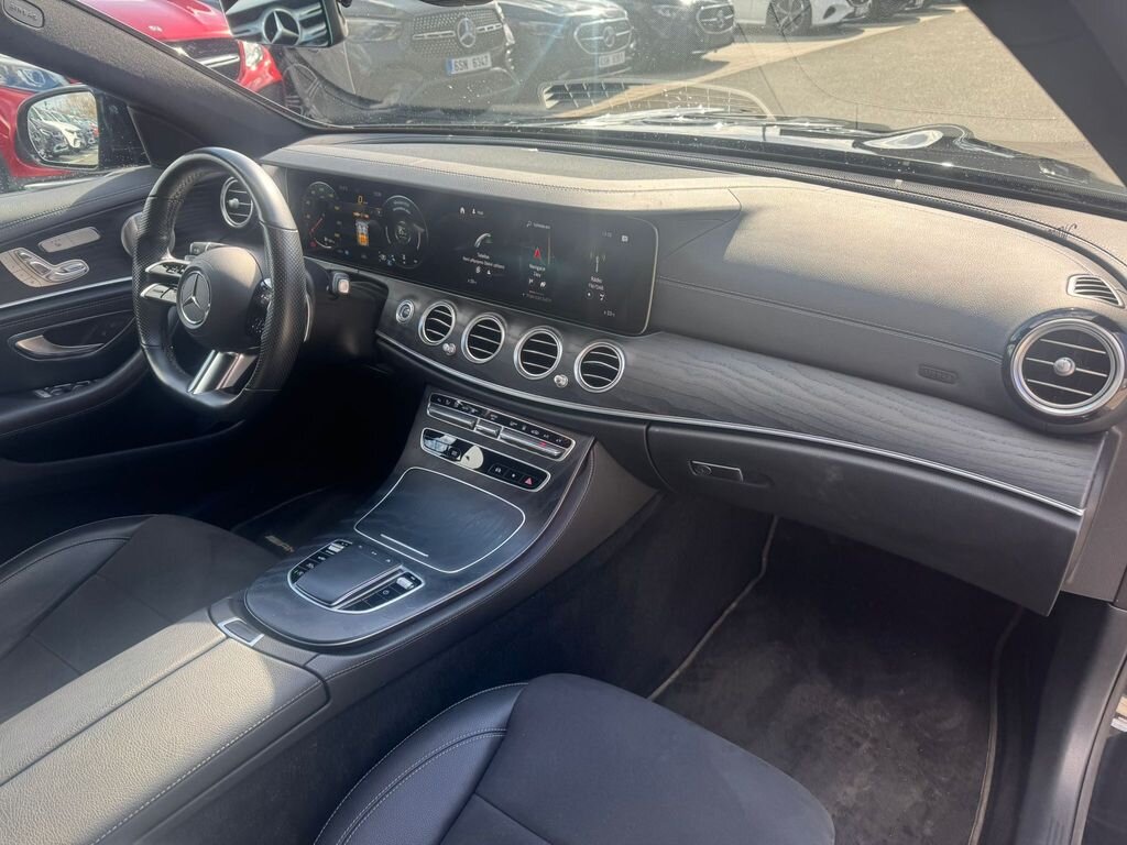 Mercedes-Benz Třídy E Sedan / Limuzína 2,0 l 143 kw
