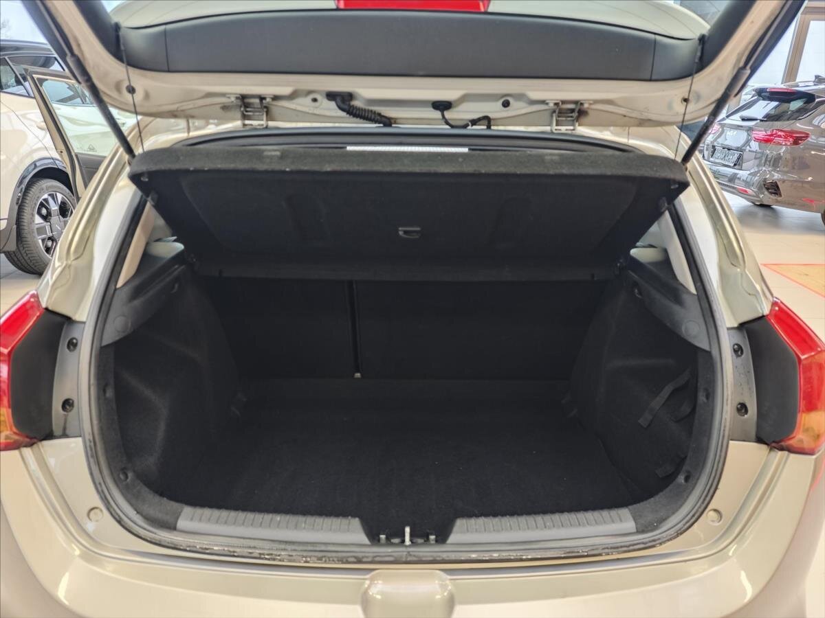 KIA Ceed Hatchback 1,4 l 73 kw