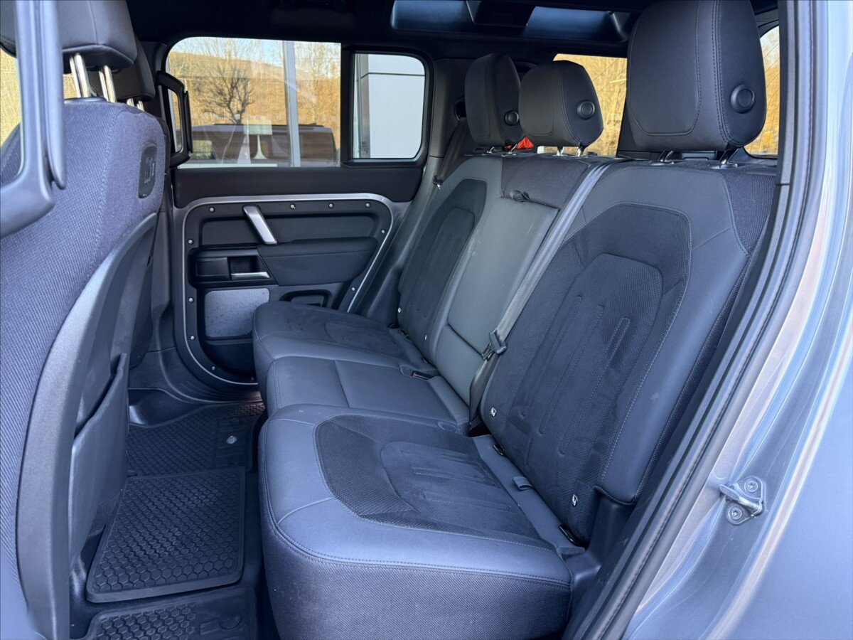 Land Rover Defender SUV / Terénní 3,0 l 183 kw