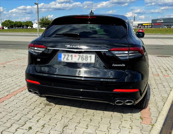 Maserati Levante SUV / Terénní 3,0 l 257 kw