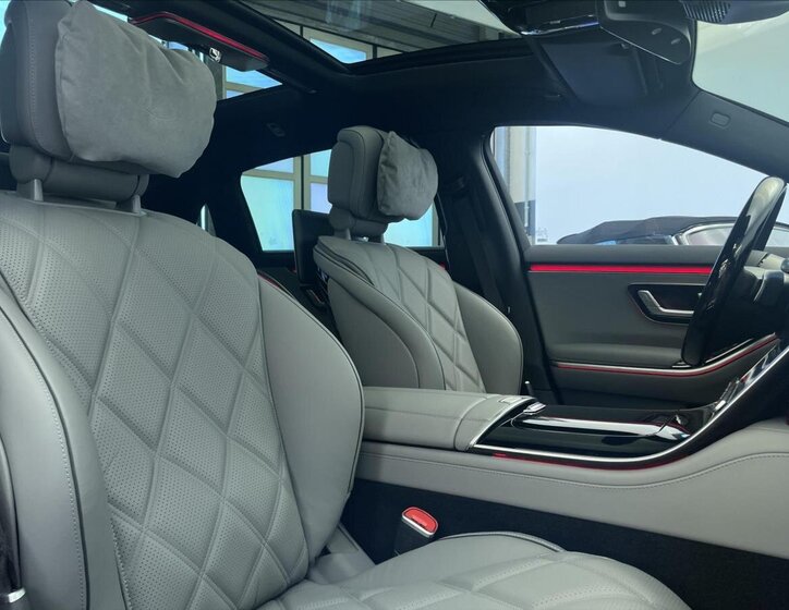 Mercedes-Benz Třídy S Ostatní 6,0 l 450 kw