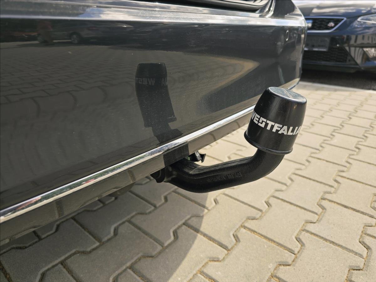 Volkswagen Passat Kombi 1,4 l 110 kw