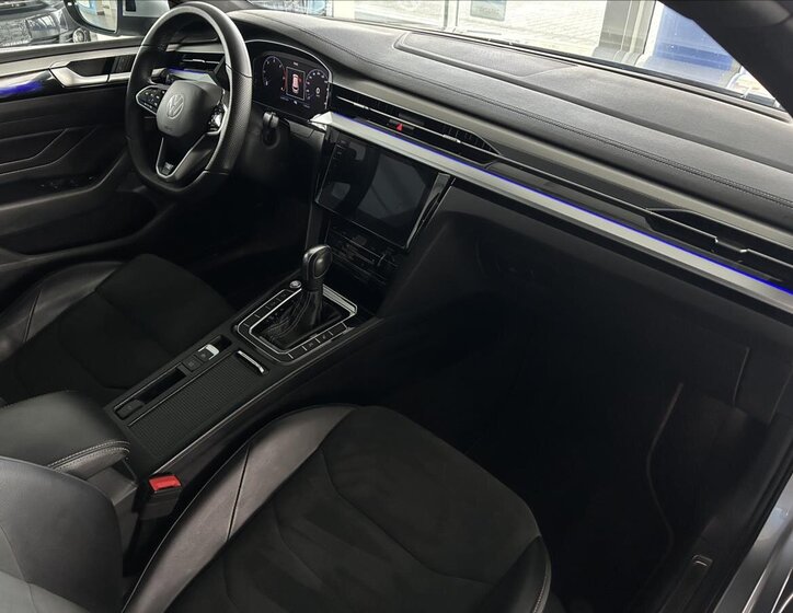 Volkswagen Arteon Kombi 2,0 l 147 kw
