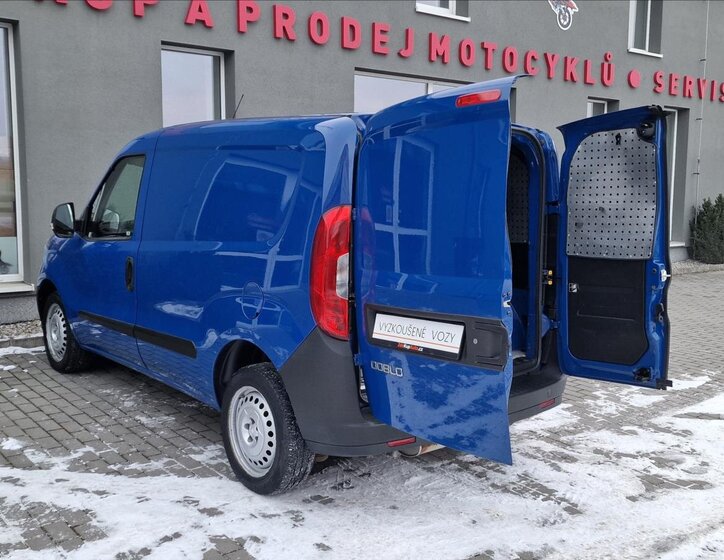 Fiat Dobló cargo Skříň 1,4 l 88 kw