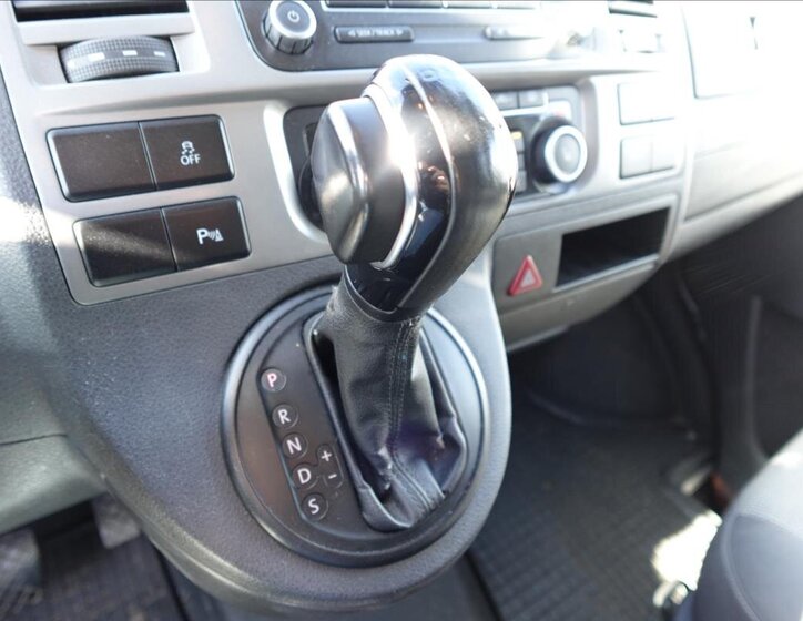 Volkswagen Caravelle Ostatní 2,0 l 132 kw