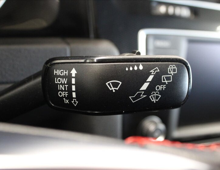 Volkswagen Golf Hatchback 2,0 l 169 kw