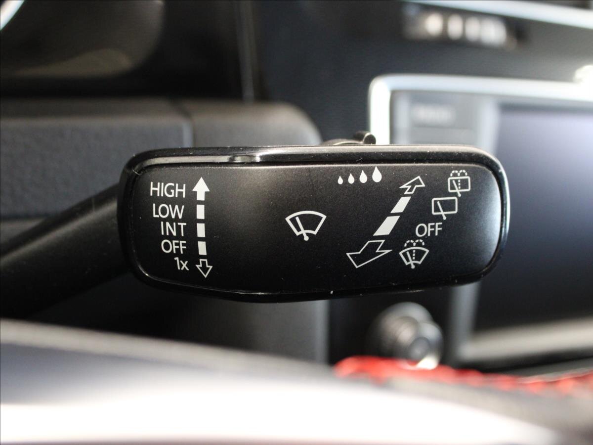 Volkswagen Golf Hatchback 2,0 l 169 kw