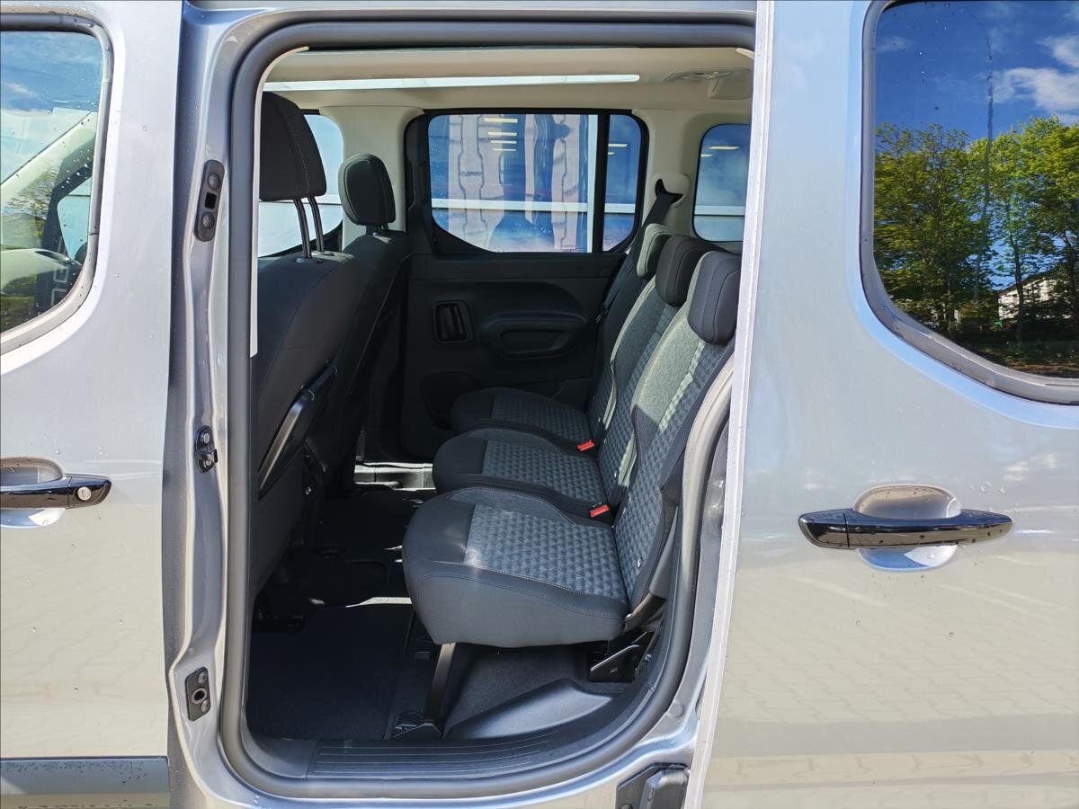 Peugeot Rifter MPV 1,5 l 96 kw