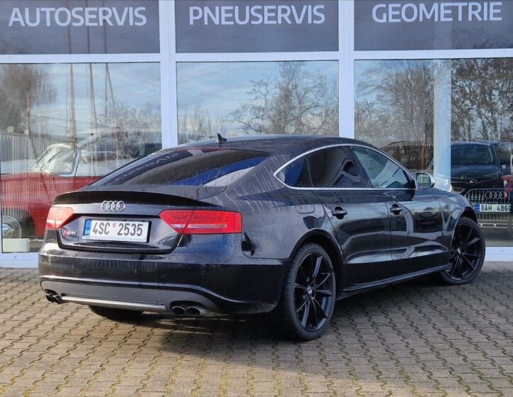 Audi S5 Sedan / Limuzína 3,0 l 245 kw
