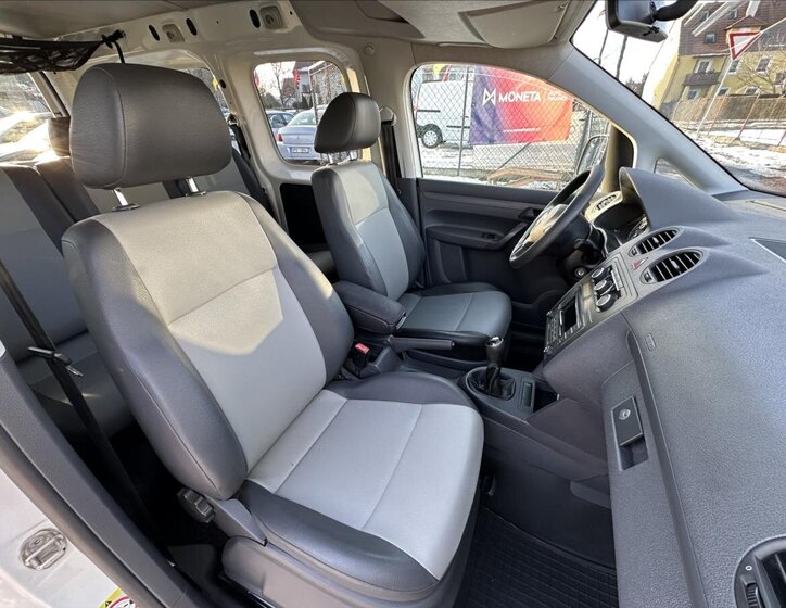 Volkswagen Caddy Kombi 1,6 l 75 kw