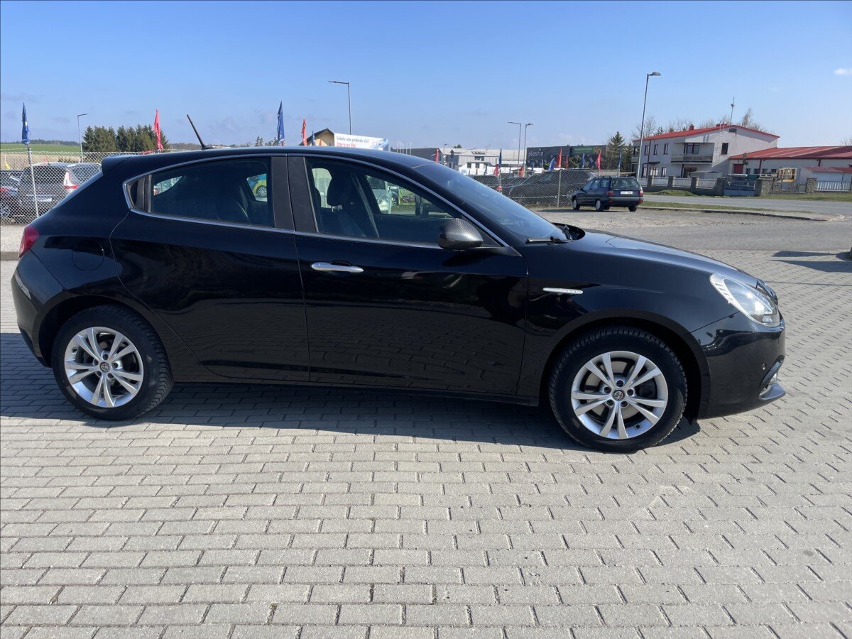 Alfa Romeo Giulietta Kombi 1,4 l 110 kw